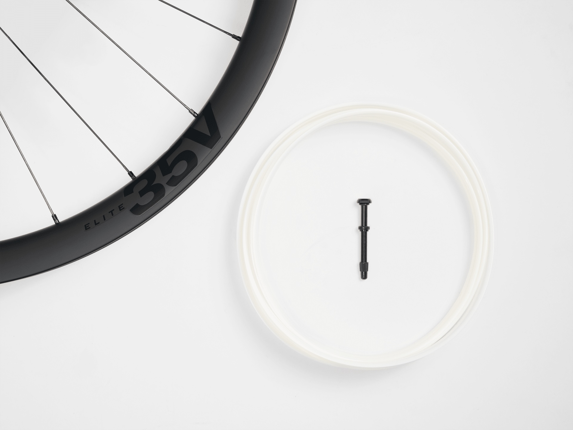 BONTRAGER AEOLUS ELITE 35V TLR JANT SETİ ARKA