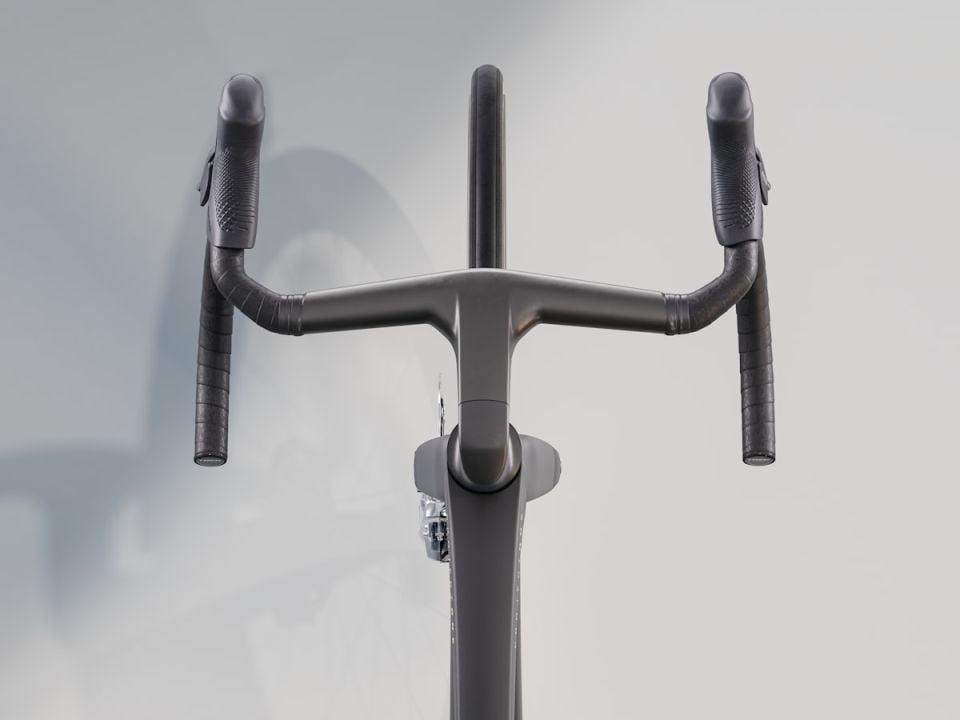 MADONE SLR 8 AXS GEN 8 S - SİYAH