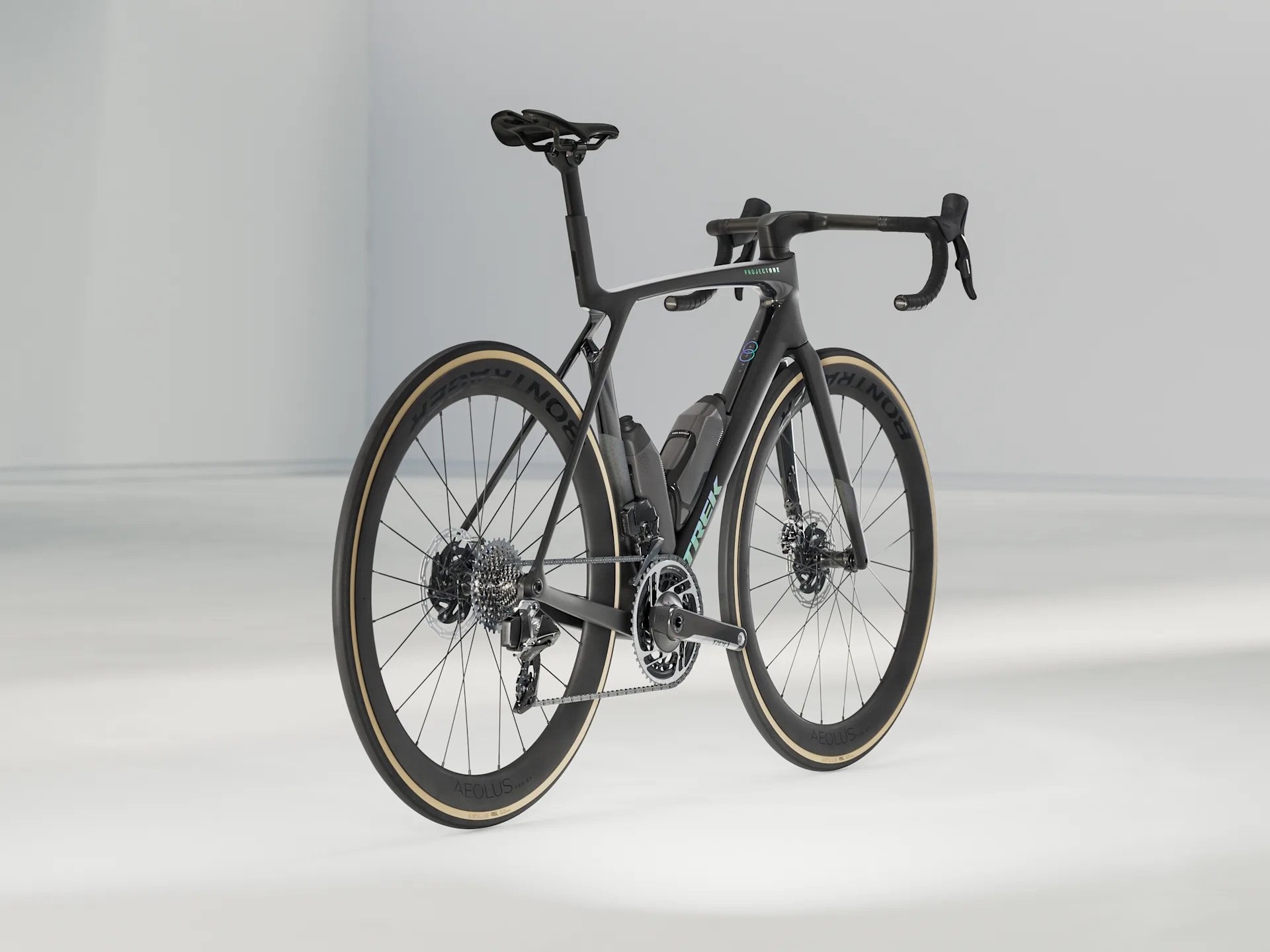 MADONE SLR 8 AXS GEN 8 M - SİYAH