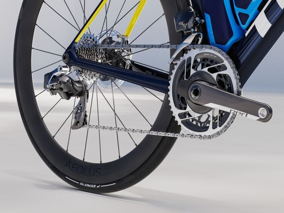 MADONE SLR 8 AXS GEN 8 M - LIDL TREK