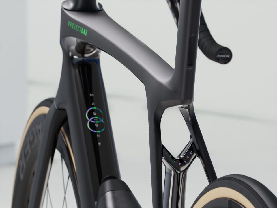 MADONE SLR 9 AXS GEN 8 SİYAH - M