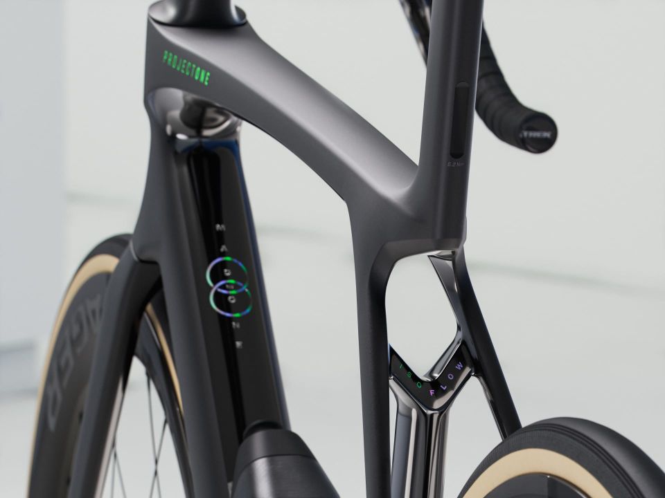 MADONE SLR 9 AXS GEN 8 SİYAH - ML