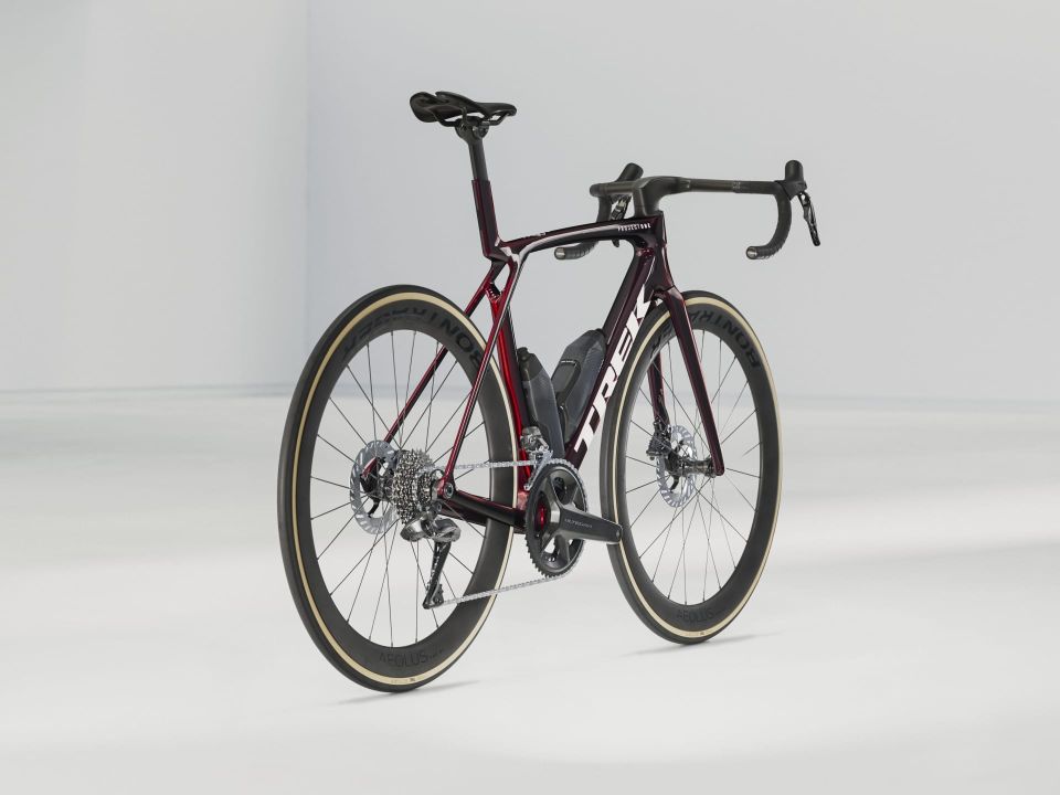 MADONE SLR 7 GEN 8 KIRMIZI - L