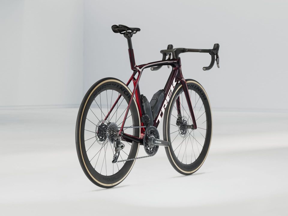 MADONE SLR 7 AXS GEN 8 KIRMIZI - ML