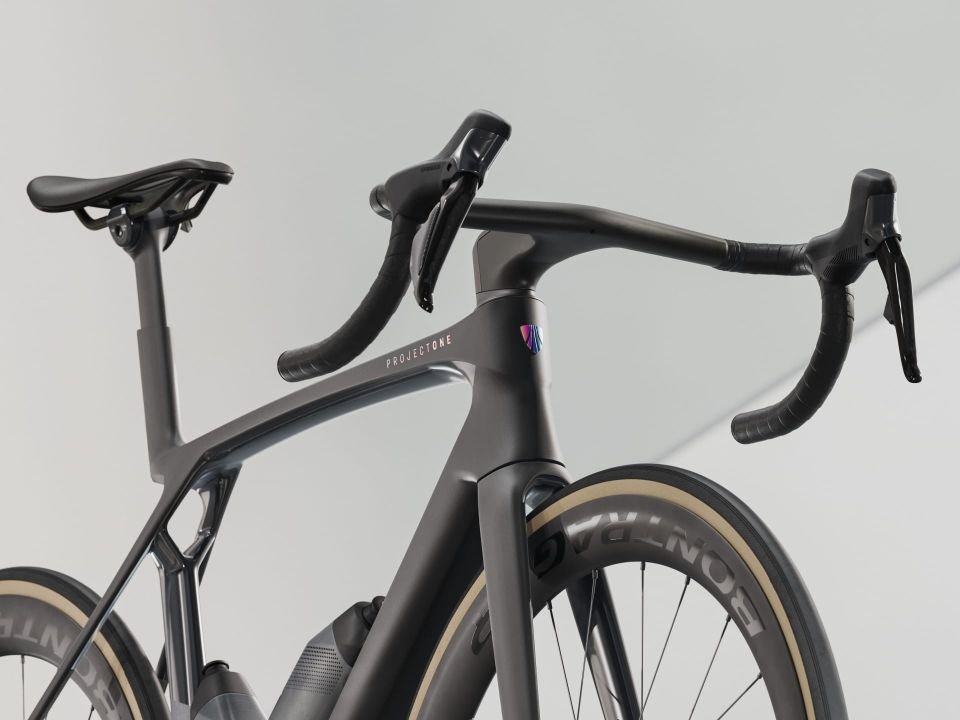 MADONE SLR 7 GEN 8 SİYAH - S