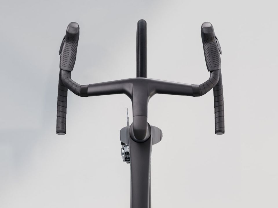 MADONE SLR 9 AXS GEN 8 SİYAH - S