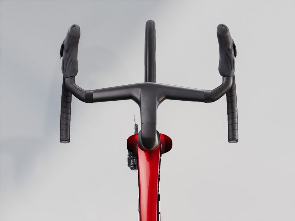 MADONE SLR 9 GEN 8 KIRMIZI - S
