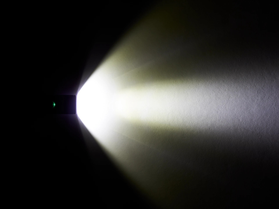 Trek Commuter Comp R Front ÖN AYDINLATMA