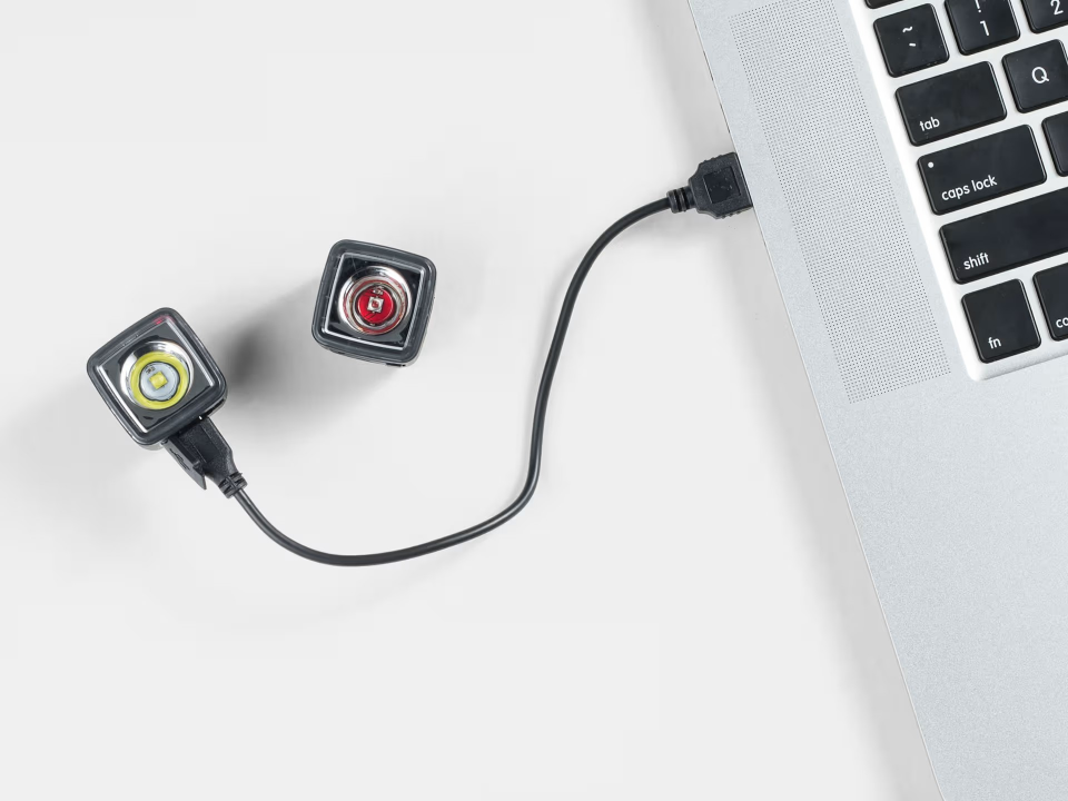 TREK ION 100 R/FLARE R CITY BIKE AYDINLATMA