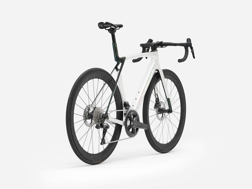 MADONE SL 7 GEN 8 (2026) M - KRİSTAL BEYAZ GRİ
