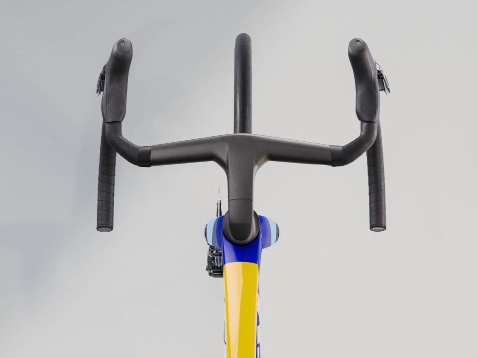 MADONE SLR 7 GEN 8 L - LIDL TREK