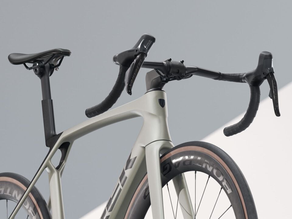 MADONE SL 7 GEN 8 M - GRİ