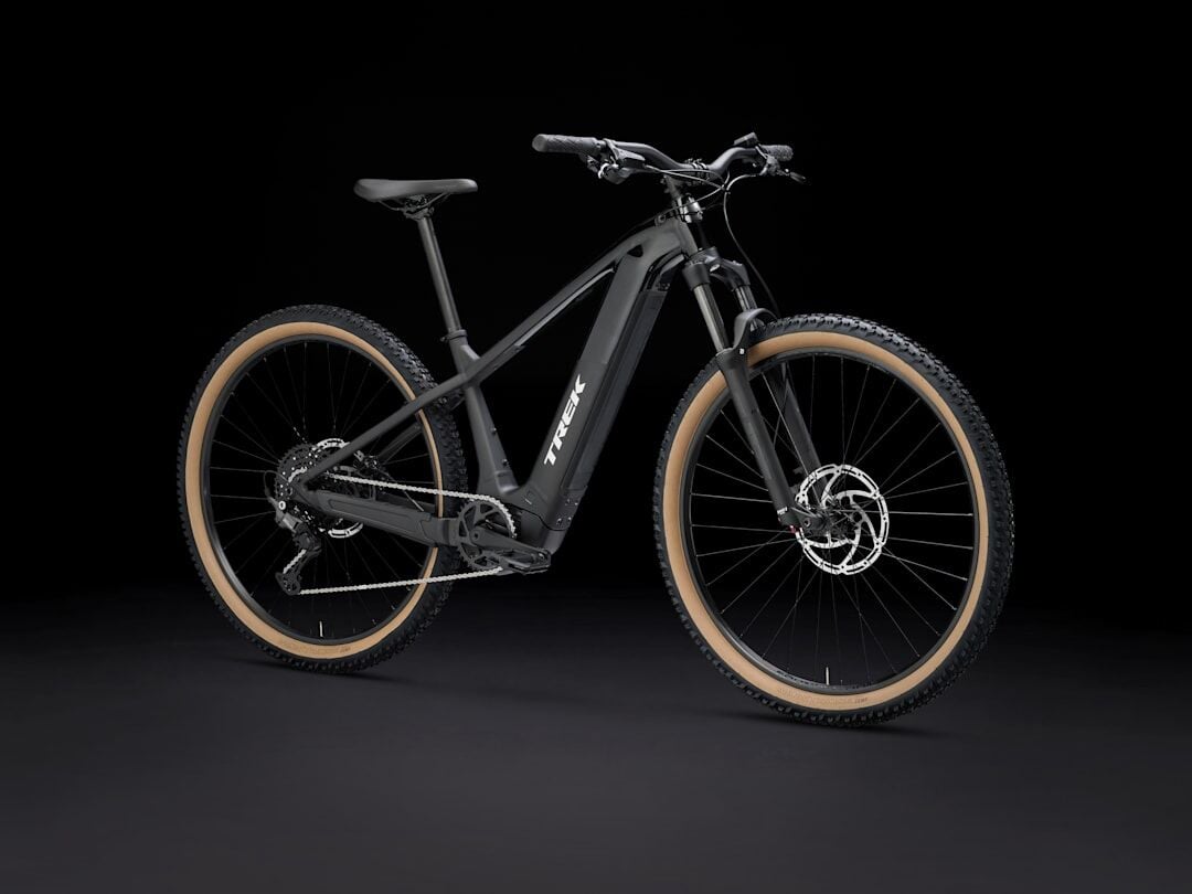 POWERFLY+ 4 800 WH GEN 5 M - MAT PARLAK SİYAH