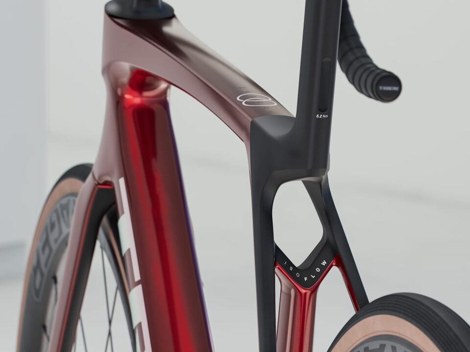 MADONE SL 6 GEN 8 (2026) KIRMIZI - L