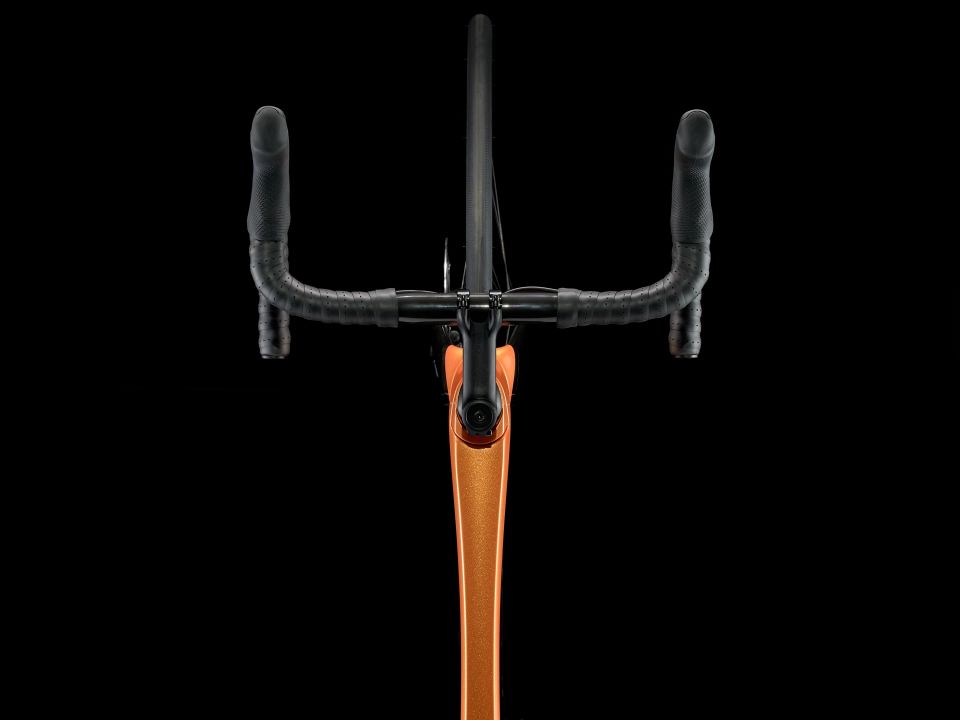 EMONDA SL 7 ETAP 54 - TURUNCU SİYAH