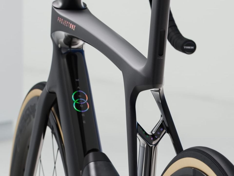 MADONE SLR 9 GEN 8 MAT SİYAH - S